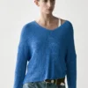 Strickpullover aus Baumwollmischung mit V-Ausschnitt Strickpullover aus Baumwollmischung mit V-Ausschnitt