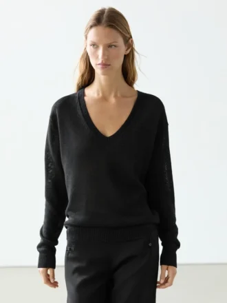 Strickpullover aus Leinen mit V-Ausschnitt