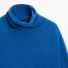 Strickpullover aus Wollmischung mit hohem Kragen Strickpullover aus Wollmischung mit hohem Kragen