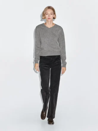 Strickpullover aus Wollmischung mit V-Ausschnitt