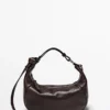 Tasche aus Nappaleder mit Metallschnalle Tasche aus Nappaleder mit Metallschnalle