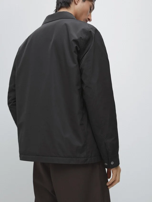 Wasserabweisendes Overshirt mit Taschen Wasserabweisendes Overshirt mit Taschen