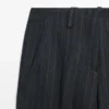 Weit geschnittene Leinen-Hose mit Nadelstreifen Weit geschnittene Leinen-Hose mit Nadelstreifen