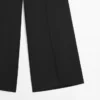 Weit geschnittene, verkürzte Stretch-Woll-Hose Weit geschnittene, verkürzte Stretch-Woll-Hose