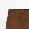 Weite Hose aus Wildleder mit Taschen Weite Hose aus Wildleder mit Taschen