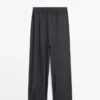 Weite Plissee-Hose mit weitem Bein Weite Plissee-Hose mit weitem Bein