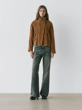 Wildlederjacke mit Knöpfen