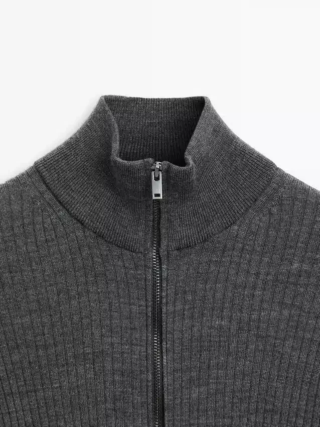 Woll-Cardigan mit Reißverschluss Woll-Cardigan mit Reißverschluss