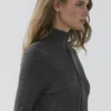 Woll-Cardigan mit Reißverschluss Woll-Cardigan mit Reißverschluss